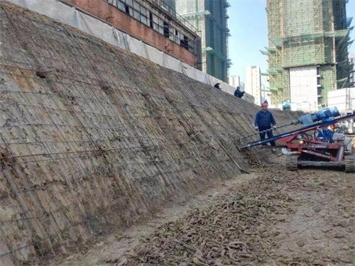 章贡建筑边坡支护